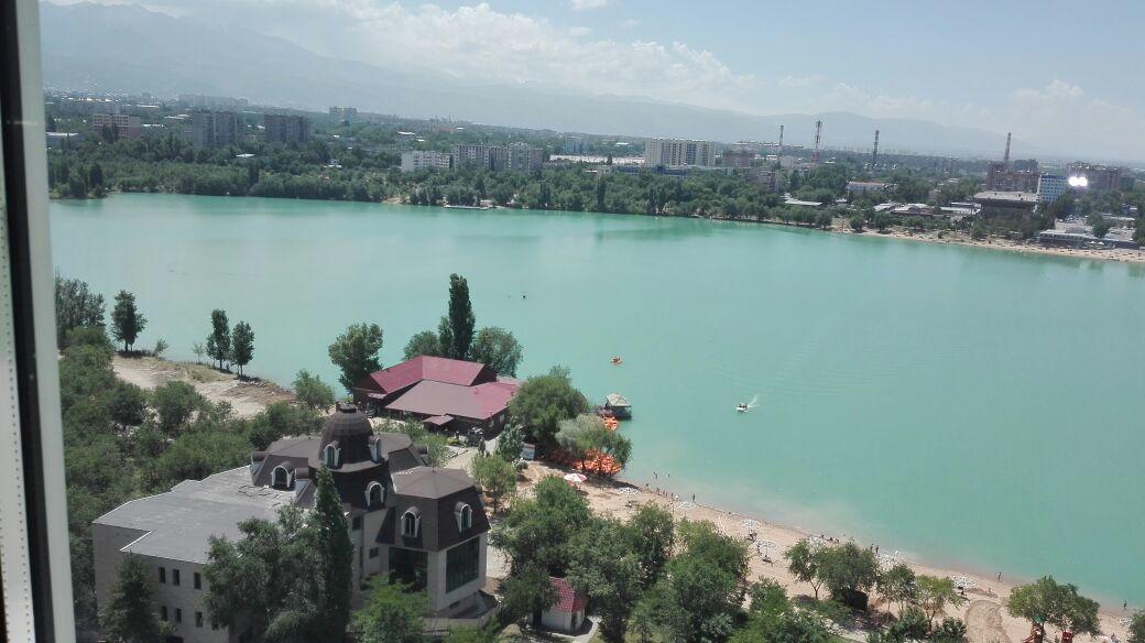 Apartment On Tole Bi Almaty Luaran gambar